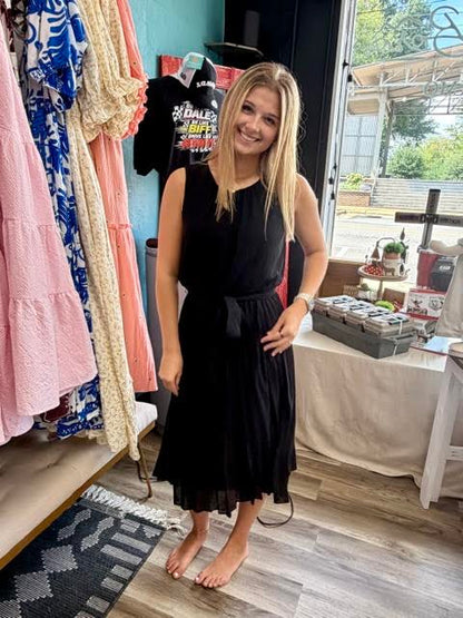 Pleated Midi Dress Black