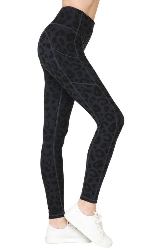 Leopard in the Dark Plus size Leggings with pockets