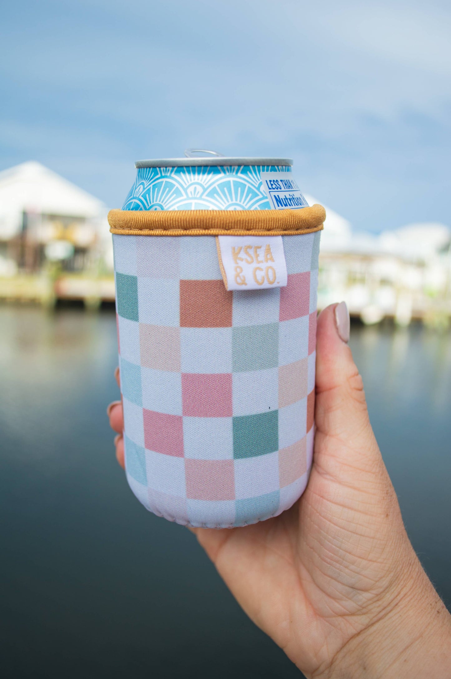 Pastel Checker Can Sleeves LG