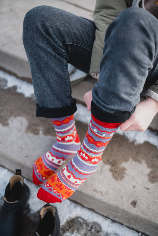 Tree Snowflake Socks - Red/Purple